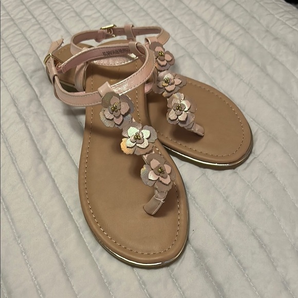 Sugar Beige Sandals with Pink Accents - Picture 1 of 8